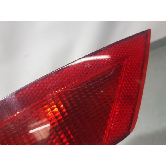 Piloto Trasero Izquierdo Paragolpes para Ford Focus Lim. (Cb4)