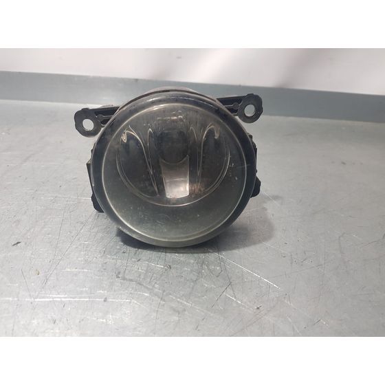 Faro Antiniebla Derecho Para Ford Focus Lim.