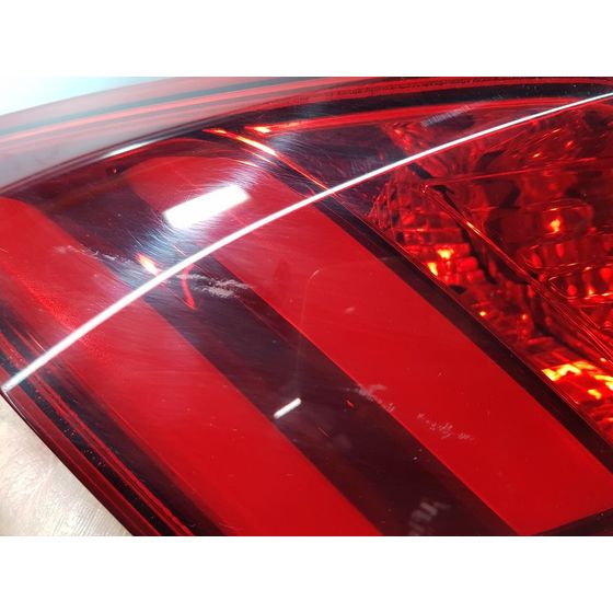 Piloto Trasero Izquierdo Para Peugeot 308