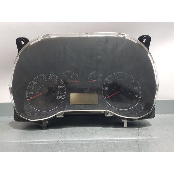 Cuadro Instrumentos Para Fiat Punto
