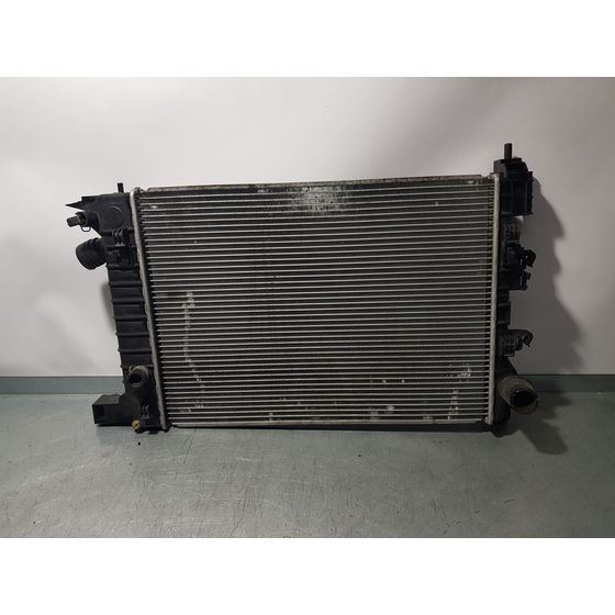 Radiador Agua Para Chevrolet Aveo Berlina Hatchback