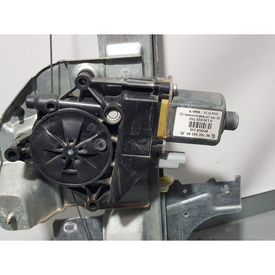 Elevalunas Delantero Derecho Para Peugeot 208