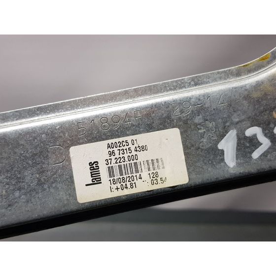 Elevalunas Delantero Derecho Para Peugeot 208