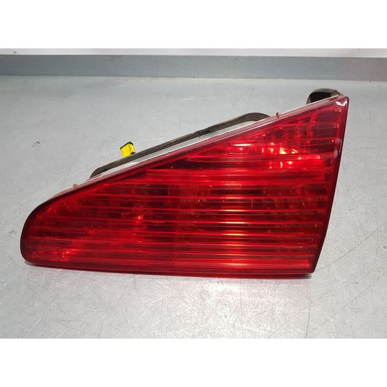 Piloto Trasero Derecho Para Peugeot 607