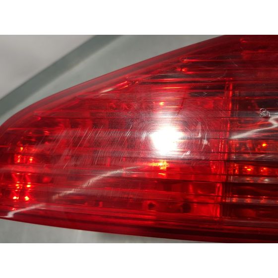 Piloto Trasero Derecho Para Peugeot 607