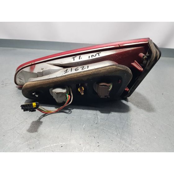 Piloto Trasero Izquierdo Para Peugeot 607
