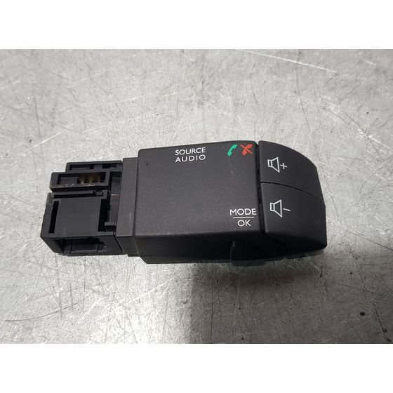 Mando Radio Para Renault Clio Iv