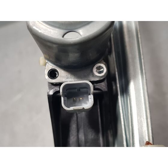 Elevalunas Delantero Derecho Para Peugeot 208