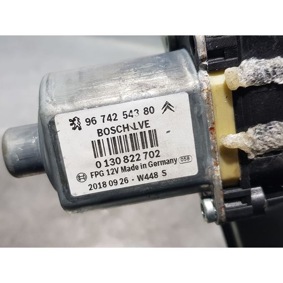 Elevalunas Delantero Derecho Para Peugeot 208