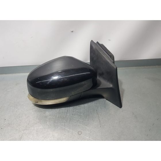 Retrovisor Derecho Para Ford Focus Lim.