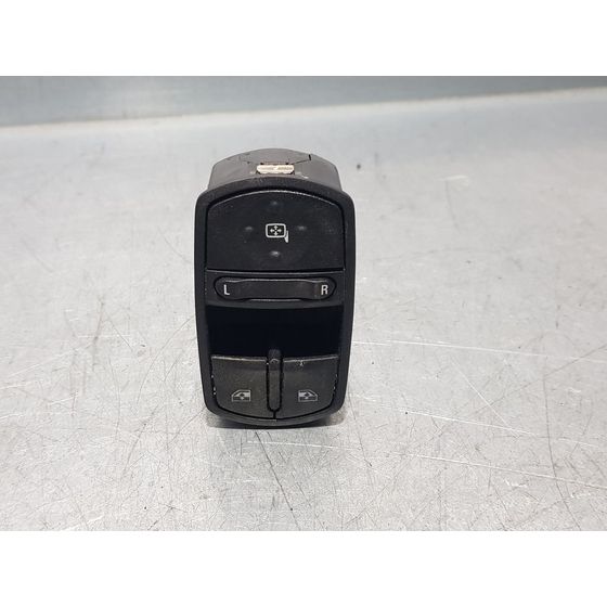 Mando Elevalunas Delantero Izquierdo Para Opel Corsa E