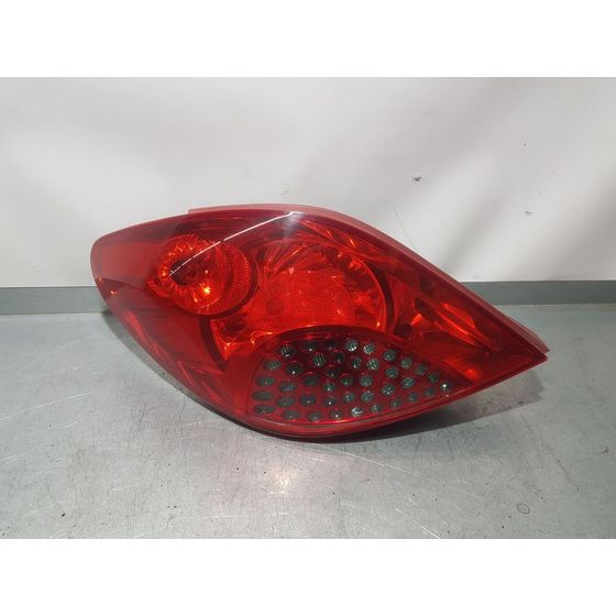 Piloto Trasero Izquierdo Para Peugeot 207