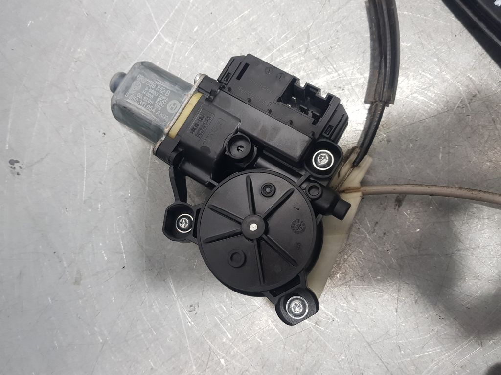 Elevalunas Trasero Derecho Para Volkswagen Polo
