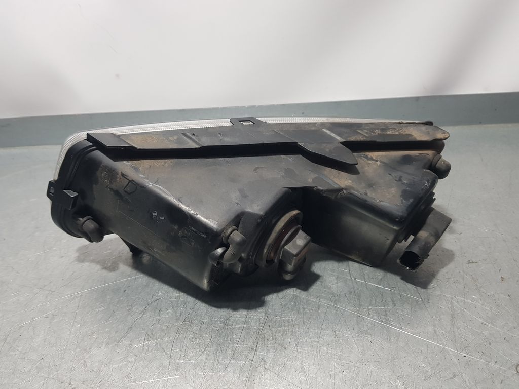 Faro Antiniebla Derecho Para Volkswagen Polo