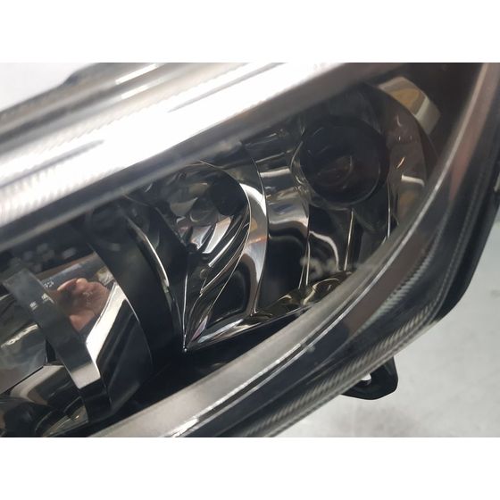 Faro Antiniebla Izquierdo Para Volkswagen Polo