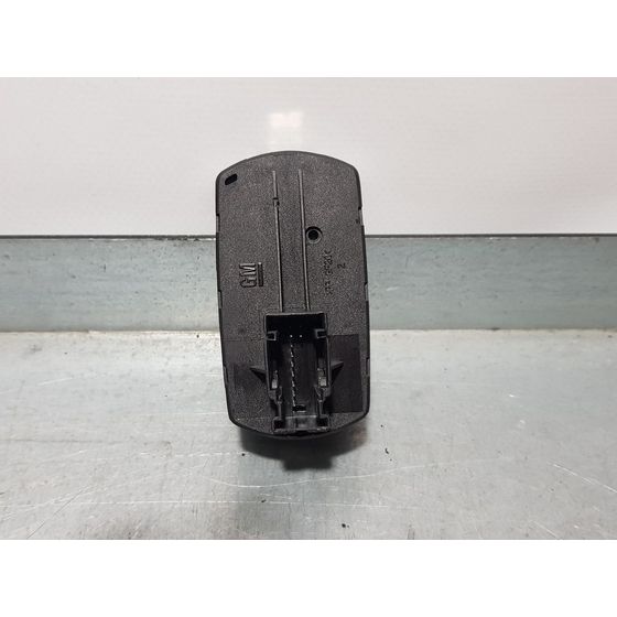 Mando Elevalunas Delantero Izquierdo Para Opel Corsa D