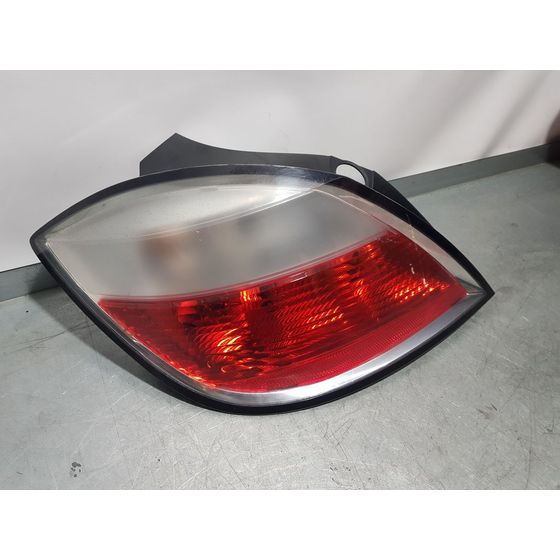 Piloto Trasero Izquierdo Para Opel Astra H Berlina