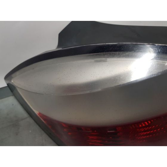 Piloto Trasero Izquierdo Para Opel Astra H Berlina