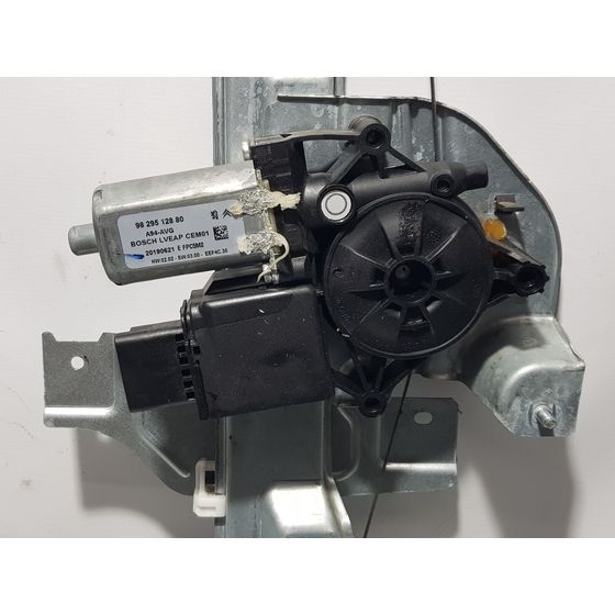 Elevalunas Delantero Izquierdo Para Peugeot 2008