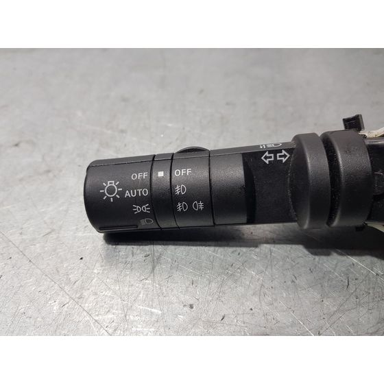 Mando Luces Para Nissan Qashqai+2