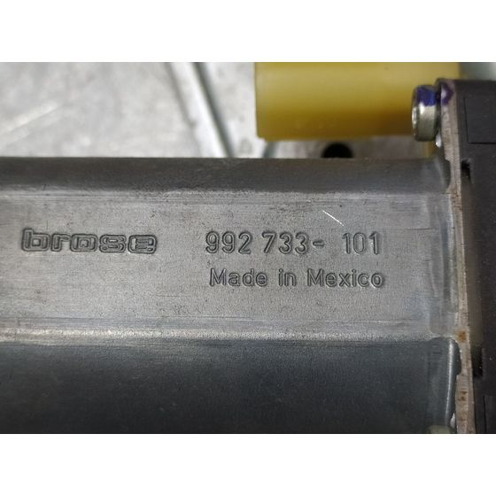 Elevalunas Trasero Izquierdo Para Chrysler 300 C