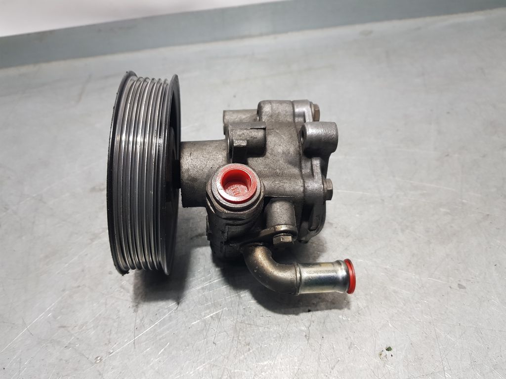 Bomba Direccion Para Skoda Octavia Berlina
