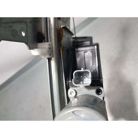 Elevalunas Delantero Derecho Para Peugeot 208