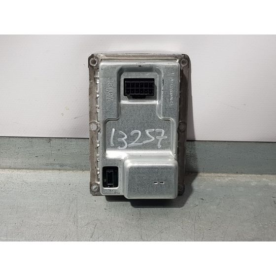 Centralita Faro Para Chrysler 300 C