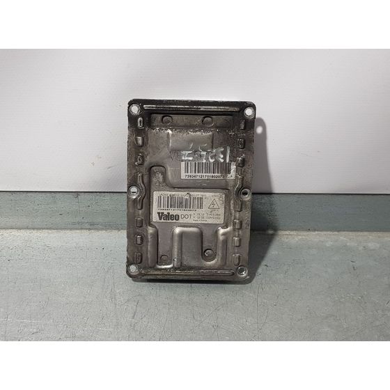 Centralita Faro Para Chrysler 300 C