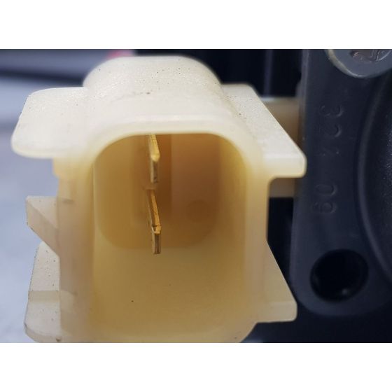 Elevalunas Delantero Derecho Para Ford Fiesta