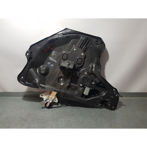Elevalunas Delantero Derecho Para Mazda 3 Lim.