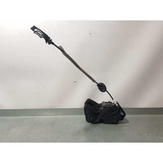 Cerradura Puerta Trasera Izquierda Para Volkswagen Polo