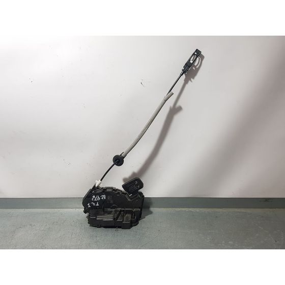 Cerradura Puerta Trasera Izquierda Para Volkswagen Polo