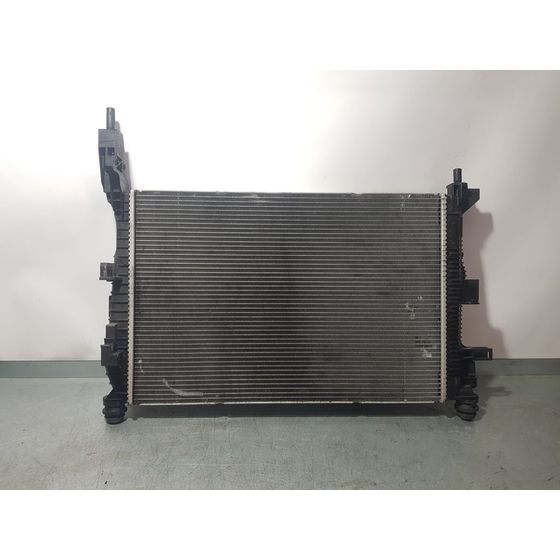 Radiador Agua Para Ford Focus Lim.