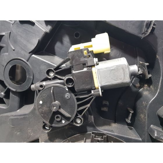 Elevalunas Delantero Izquierdo Para Ford Fiesta