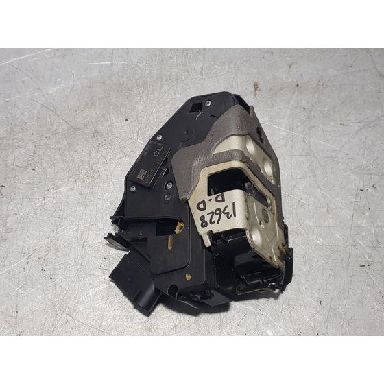 Cerradura Puerta Delantera Derecha Para Ford Fiesta