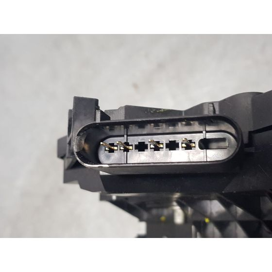 Cerradura Puerta Delantera Derecha Para Ford Fiesta