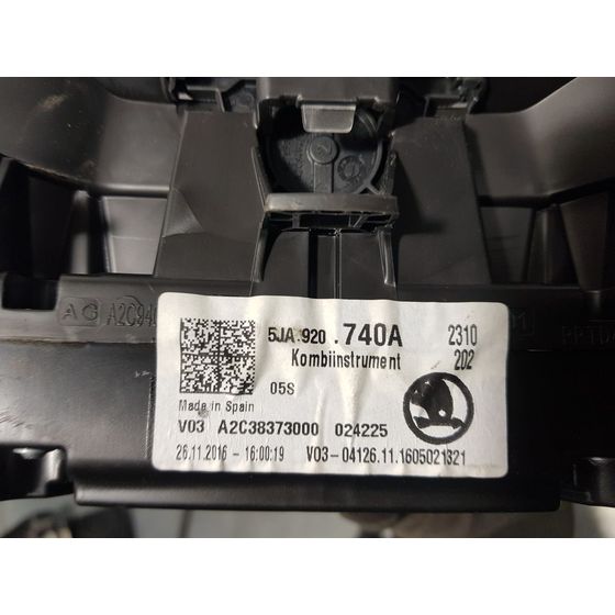 Cuadro Instrumentos Para Skoda Rapid