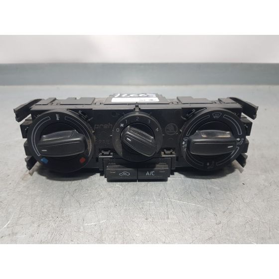 Mando Calefaccion / Aire Acondicionado Para Skoda Rapid