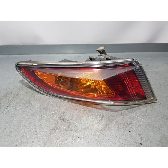 Piloto Trasero Izquierdo Para Honda Civic Berlina 5