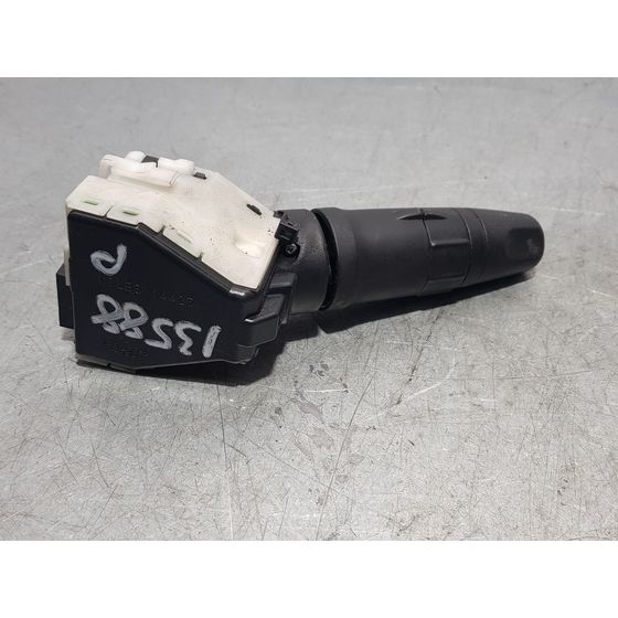 Mando Luces Para Nissan Cabstar ->09.06