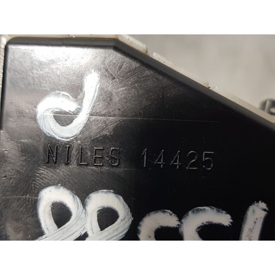 Mando Luces Para Nissan Cabstar ->09.06