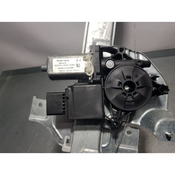 Elevalunas Delantero Izquierdo Para Peugeot 2008