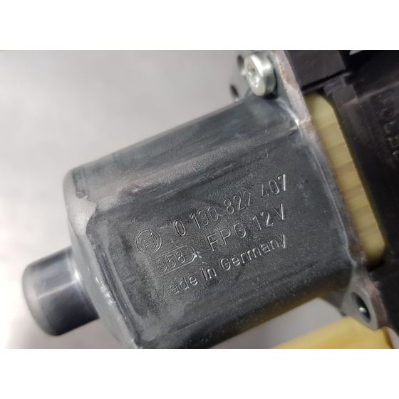 Motor Elevalunas Delantero Derecho Para Ford Fiesta