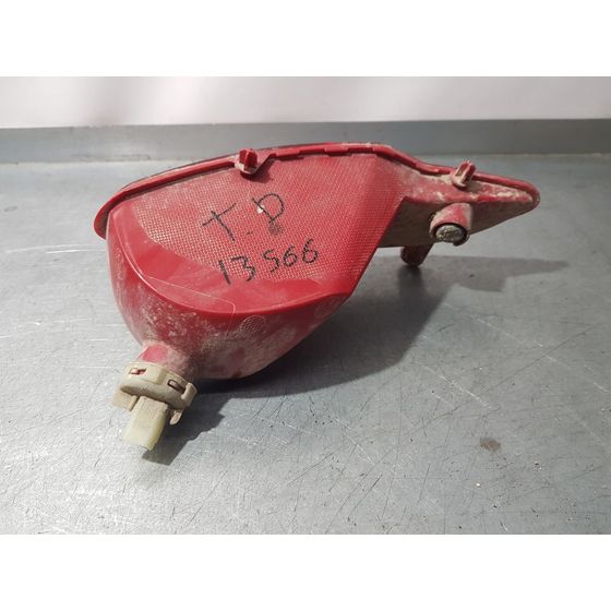 Piloto Trasero Derecho Paragolpes Para Peugeot 5008