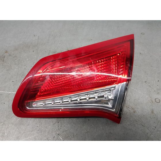 Piloto Trasero Derecho Para Citroen C4 Lim.