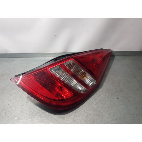 Piloto Trasero Derecho Para Hyundai I30