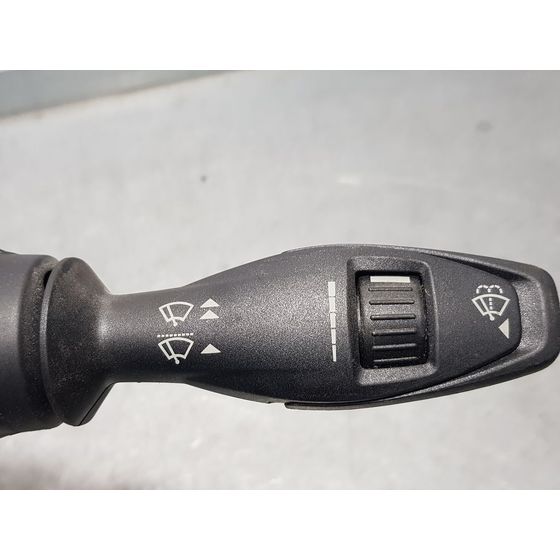Mando Limpia Para Ford Fiesta