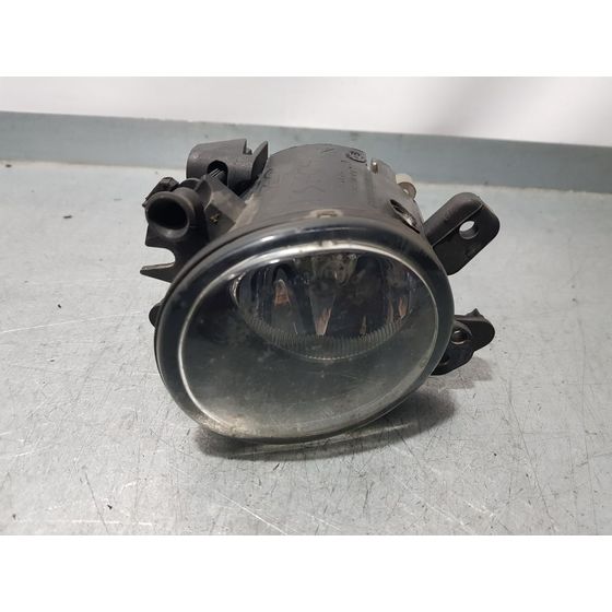 Faro Antiniebla Izquierdo Para Mercedes Clase B