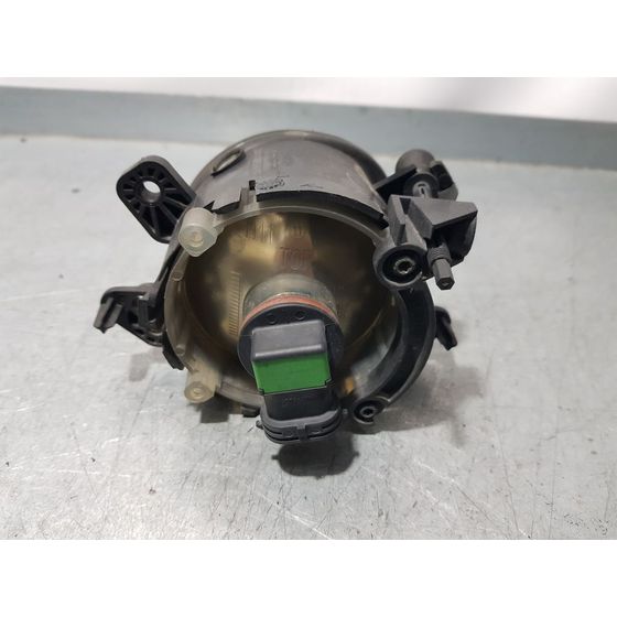 Faro Antiniebla Izquierdo Para Mercedes Clase B